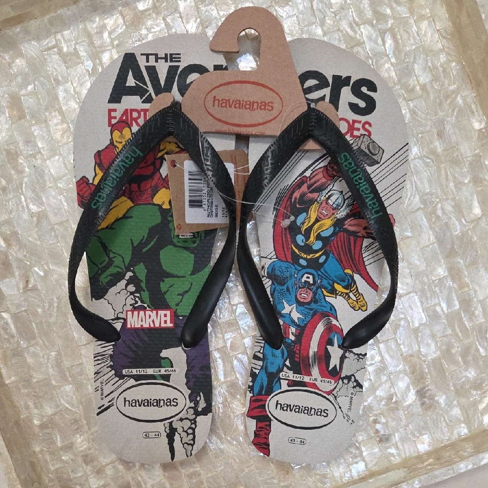Havaianas Avengers Flip Flops - Black, Green, Blue